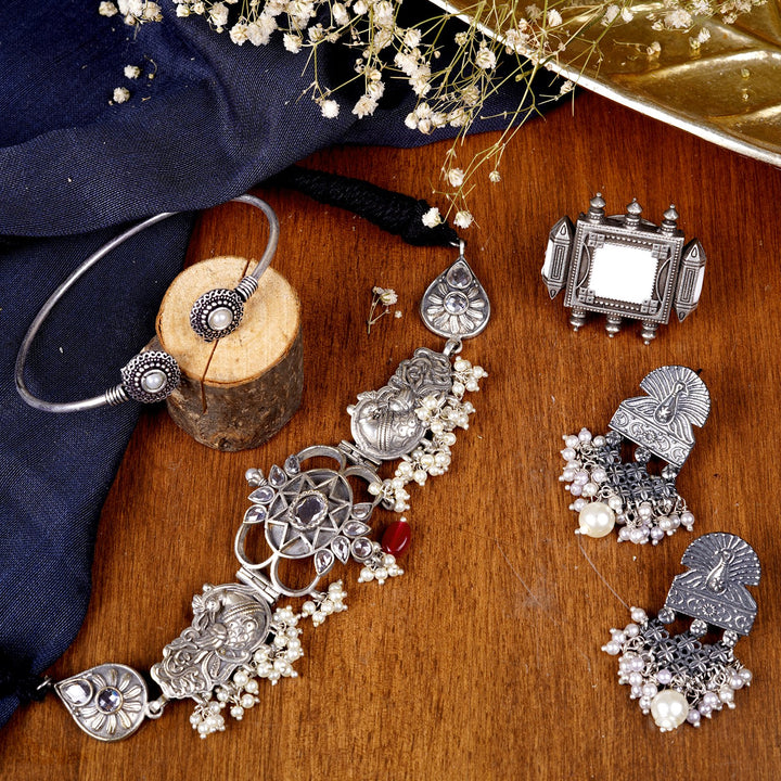 Teejh Kanishka White Silver Oxidized Jewelry Gift Set