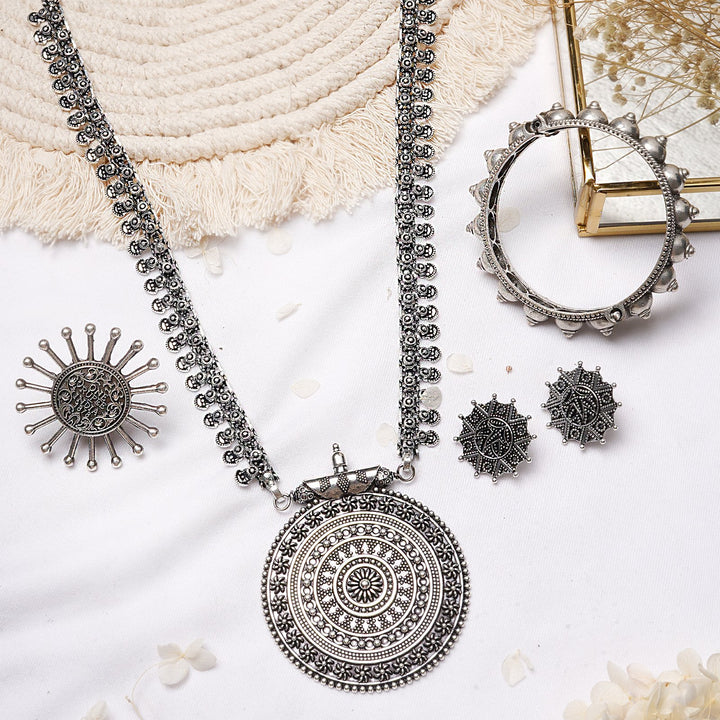 Teejh Mythil Silver Oxidised Jewelry Gift Set