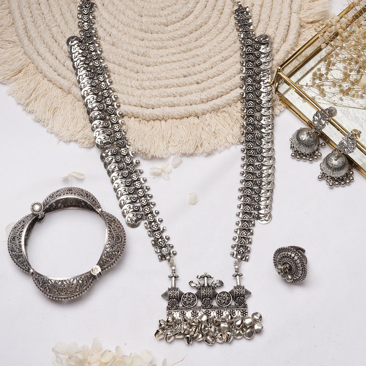 Teejh Tanam Silver Oxidised Jewelry Gift Set