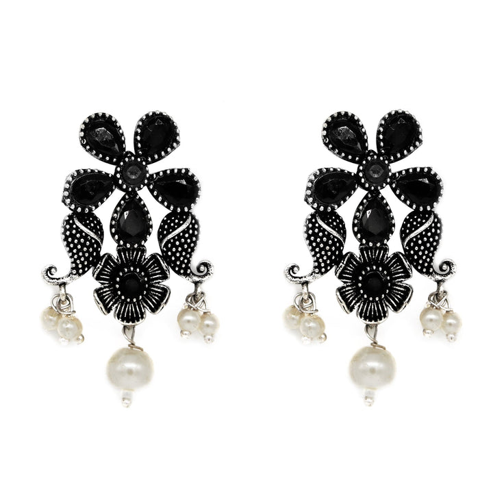 Teejh Lasritha Silver Oxidised Jewelry Gift Set