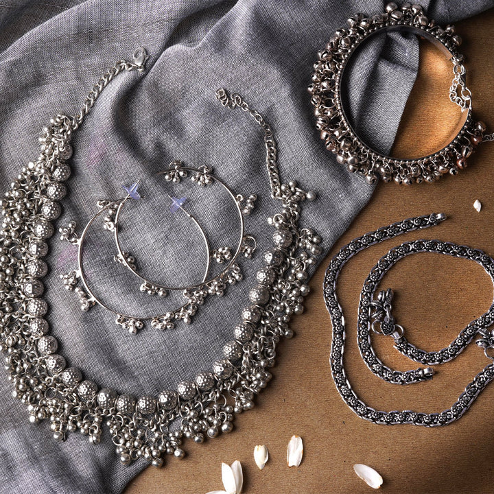 Gouri Metallic Ghungroo Silver Oxidized Jewelry Gift Set