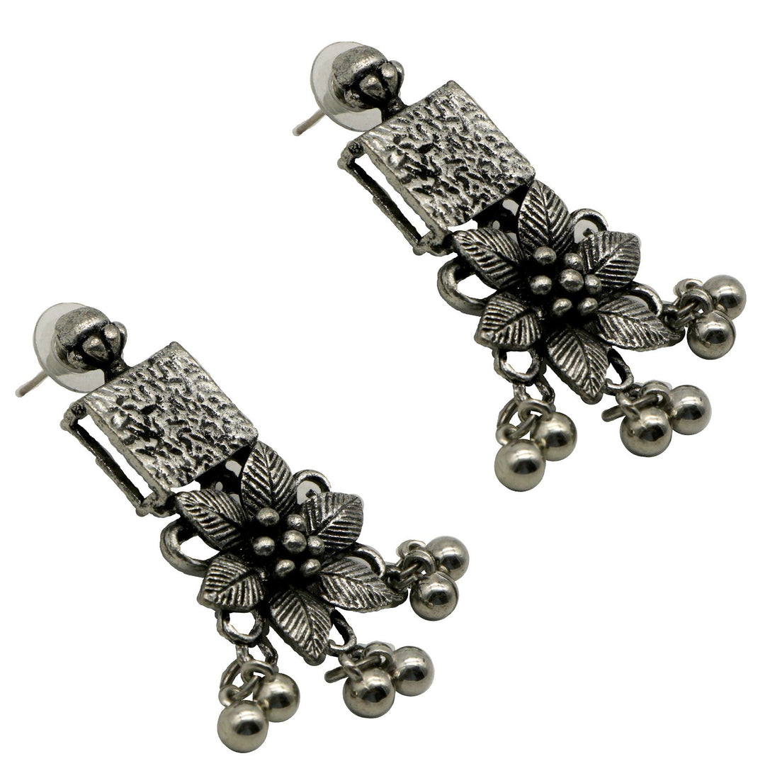 Teejh Khushi Ghungroo Silver Oxidised Necklace Set