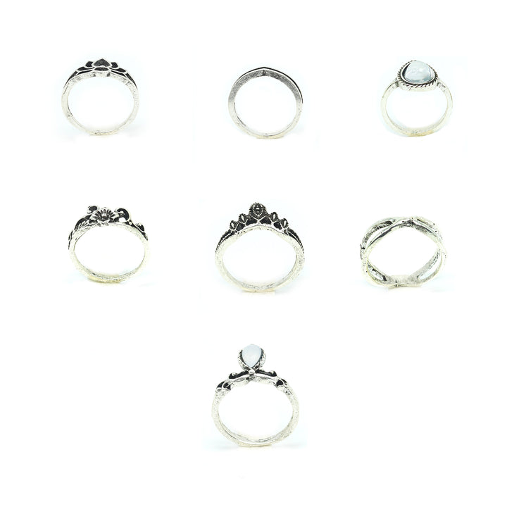 Ira Set Of 7 Midi Rings - Joker & Witch
